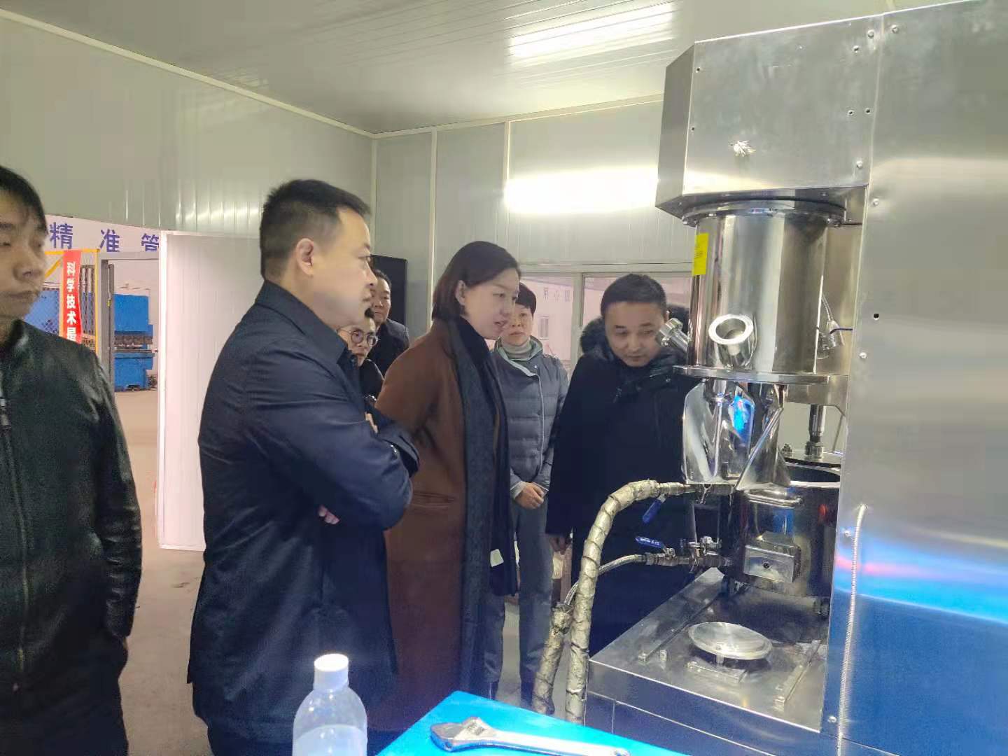 湖南麥克斯攪拌捏合設備有限公司,湘潭攪拌混合設備生產(chǎn)銷售,湘潭立式捏合機生產(chǎn)銷售 湖南麥克斯攪拌捏合設備有限公司,湘潭攪拌混合設備生產(chǎn)銷售,湘潭立式捏合機生產(chǎn)銷售